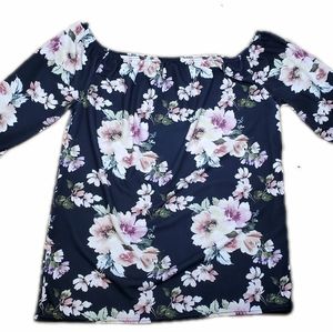 NWT Womens Plus Boohoo Floral Stretchy Top Size 24